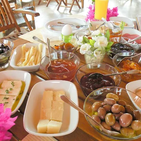 Alojamento de Acomodação e Pequeno-almoço Mercan Datça