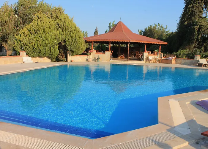 Mercan Bed and Breakfast 2*