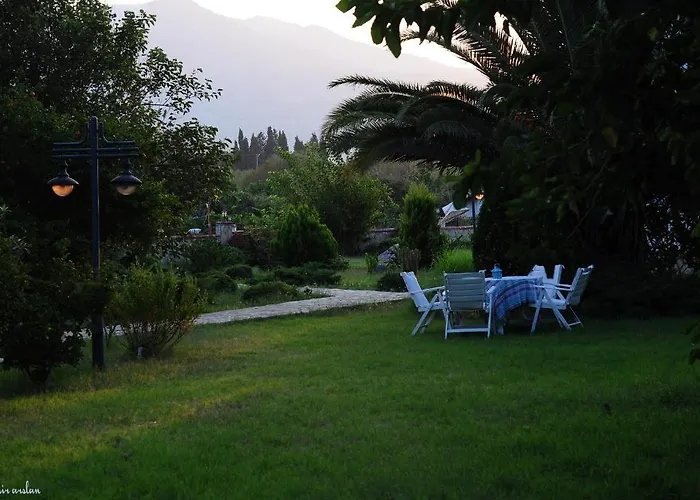 Mercan Bed and Breakfast 2*