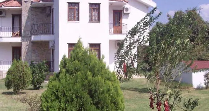 Mercan Bed and Breakfast 2*